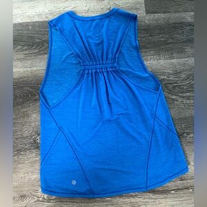 Lululemon size 10 blue tank like new